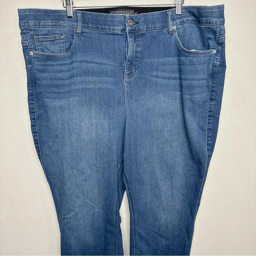 Torrid Womens 26R Bombshell Skinny Premium Stretch High-Rise Jean - Picture 3 of 13